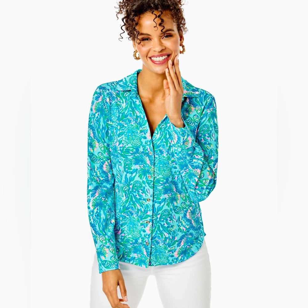 Lilly Pulitzer UPF ChillyLilly Marlena Button Down Top - Surf Blue Size Medium